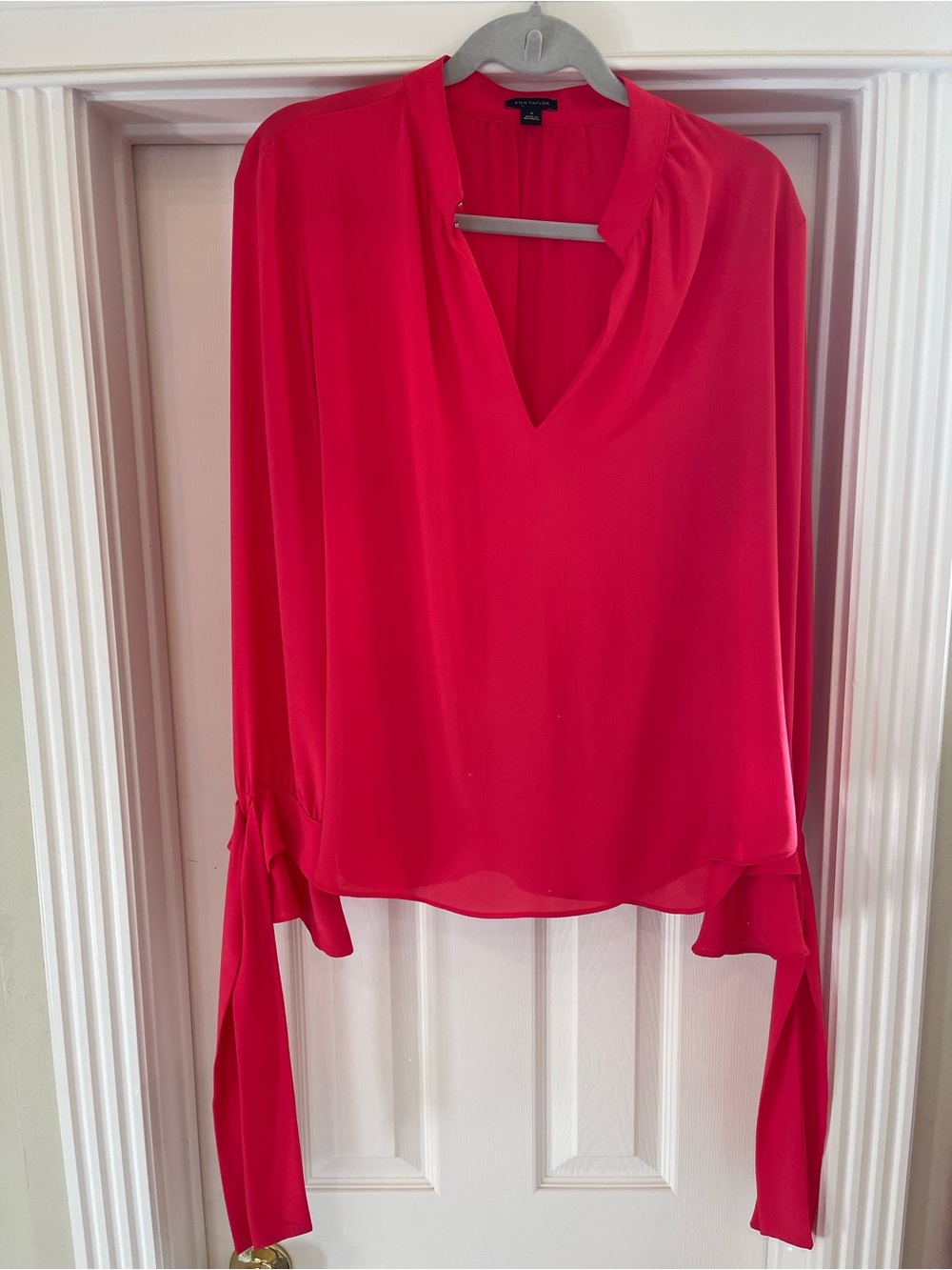 Ann Taylor Bright Red V-Neck Long-Sleeve Blouse